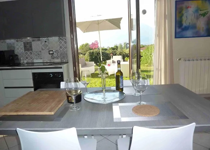 Casa Muceno Lejlighed Porto Valtravaglia